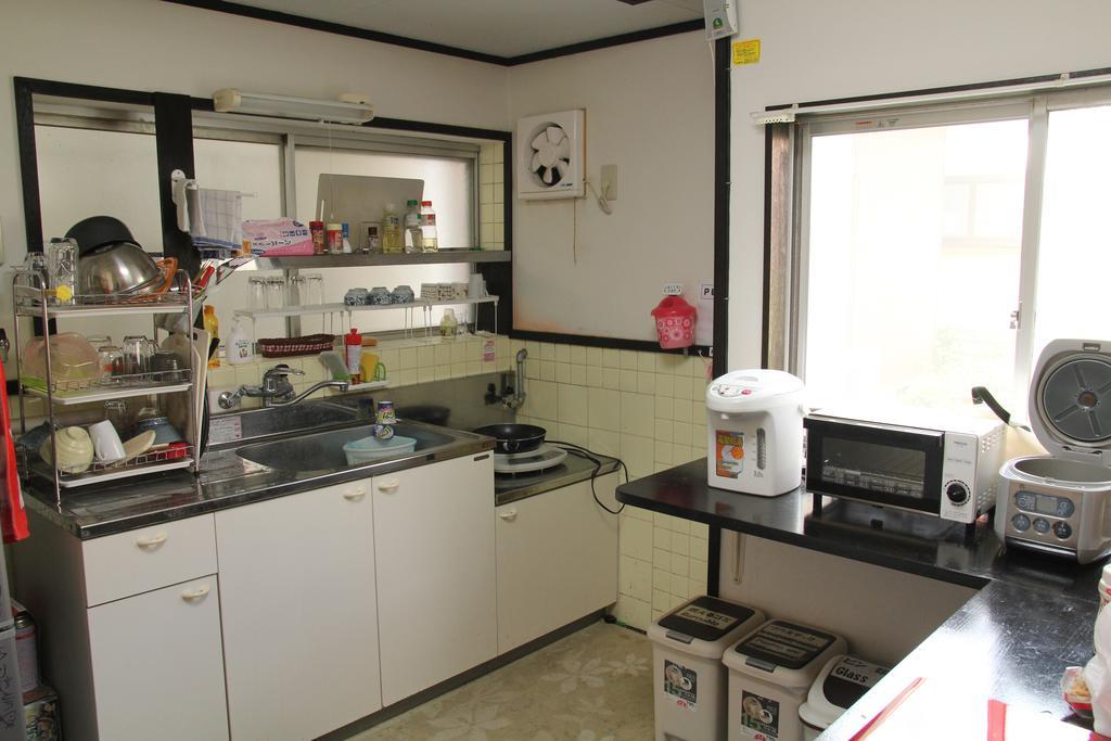 Guest House Carpe Hiroshima Koi Exterior foto