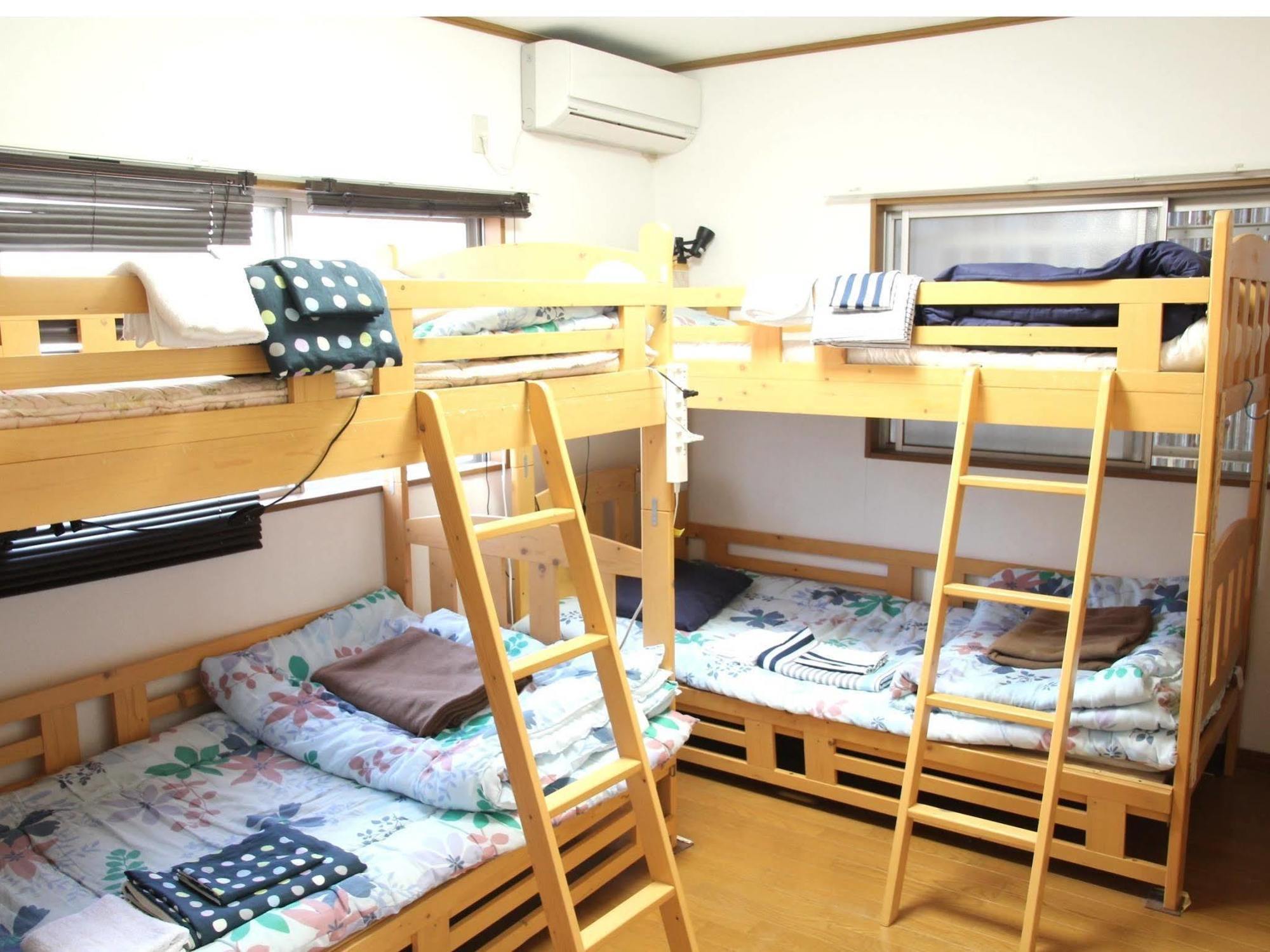 Guest House Carpe Hiroshima Koi Exterior foto